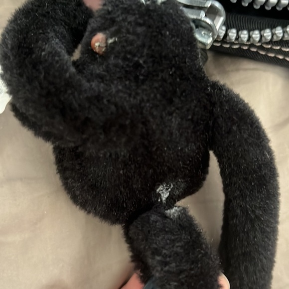 Authentic Vintage Kipling Messenger Bag in Black - Picture 10 of 11